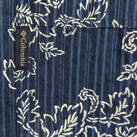 Columbia* Men's Short Sleeve Button Down Curved Hem Chest Pocket Shirt~ Large - Picture 5 of 10
